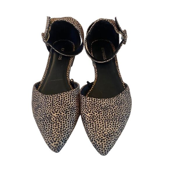 Express Leopard Print Faux Suede Pointed Toe Low Heel Shoes in Ladies Sz. 8 - Picture 1 of 7